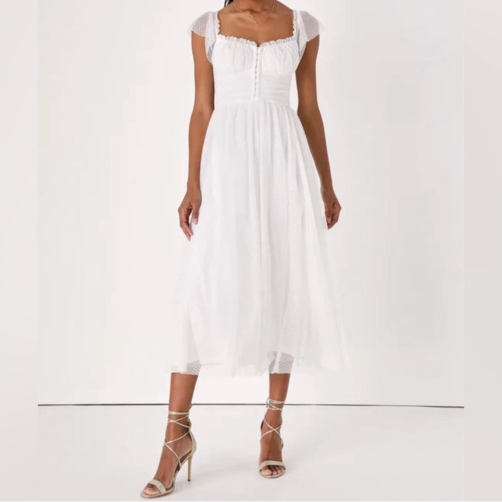 Lulu’s Regal Radiance White Dress